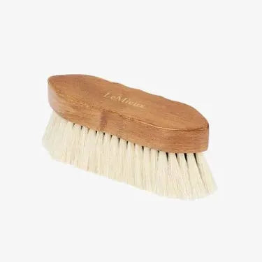 LeMieux Artisan Soft Finishing Brush, One Size, Brown by LeMieux
