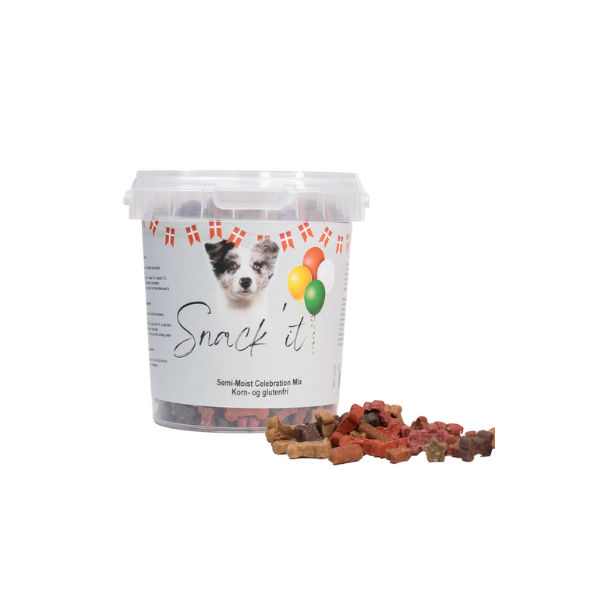 Snack'it Semi-Moist Celebration Mix 500 gr.(EU) - FjeldgaardShop.dk Bløde godbidder Snack'it