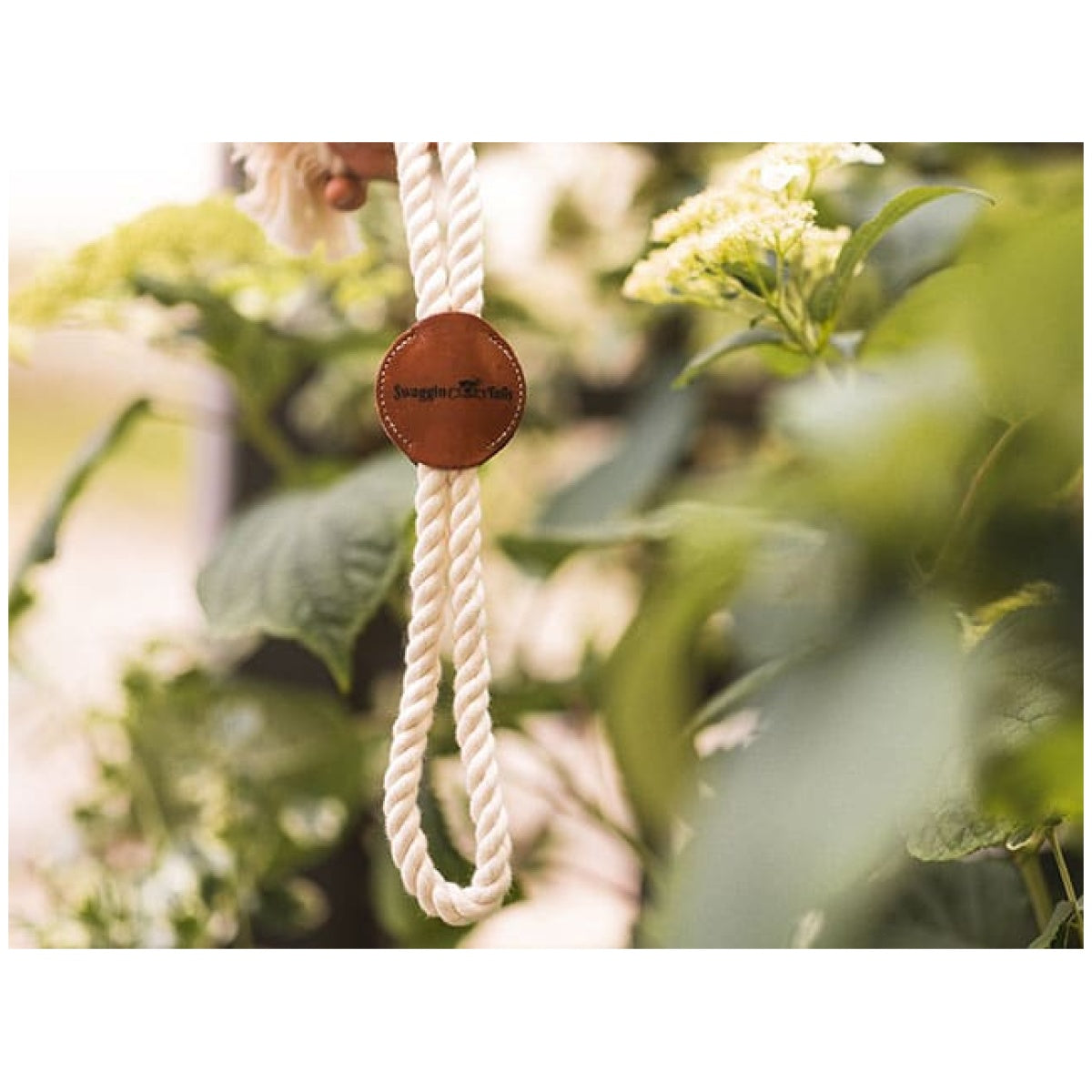 Hundelegetøj - Swaggin Tails Knotted Rope Medalion 40 cm. - FjeldgaardShop.dk Bæredygtigt hundelegetøj Swaggin Tails