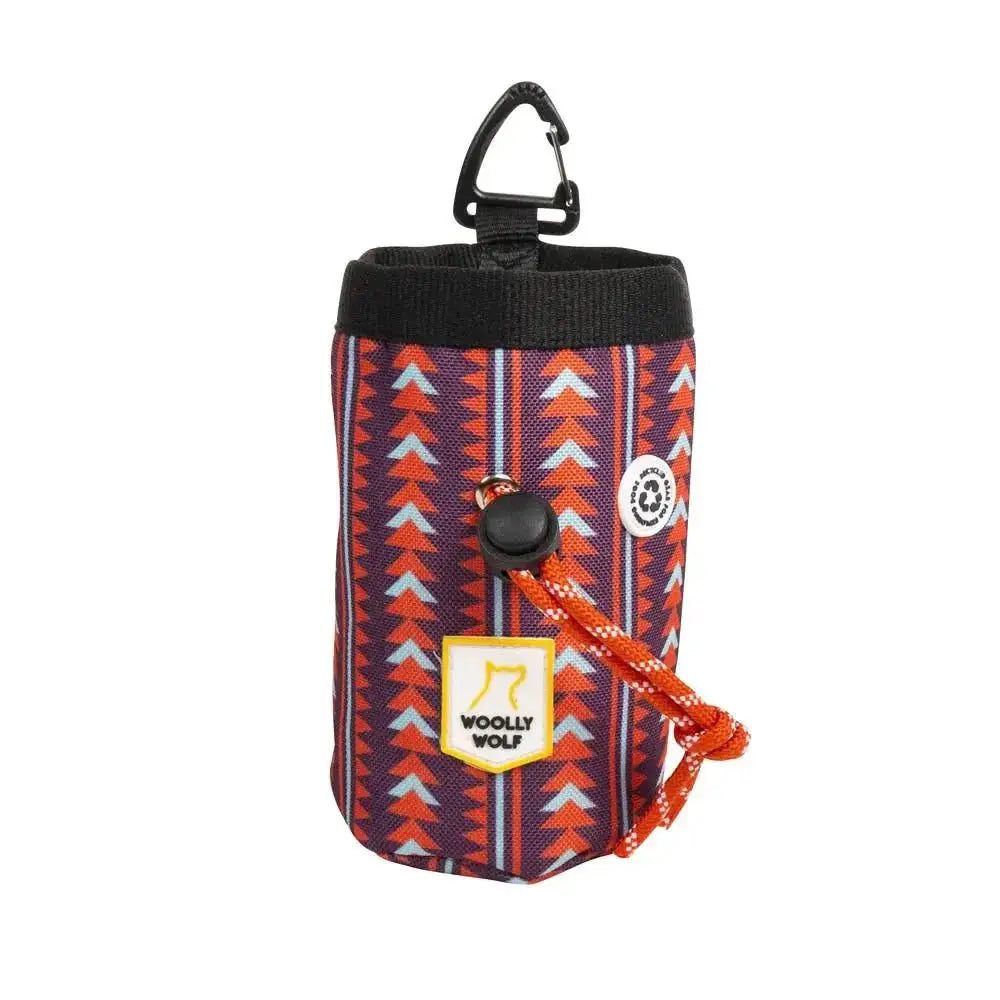 Woolly Wolf snacktaske i Polar Night Udgår by Woolly Wolf