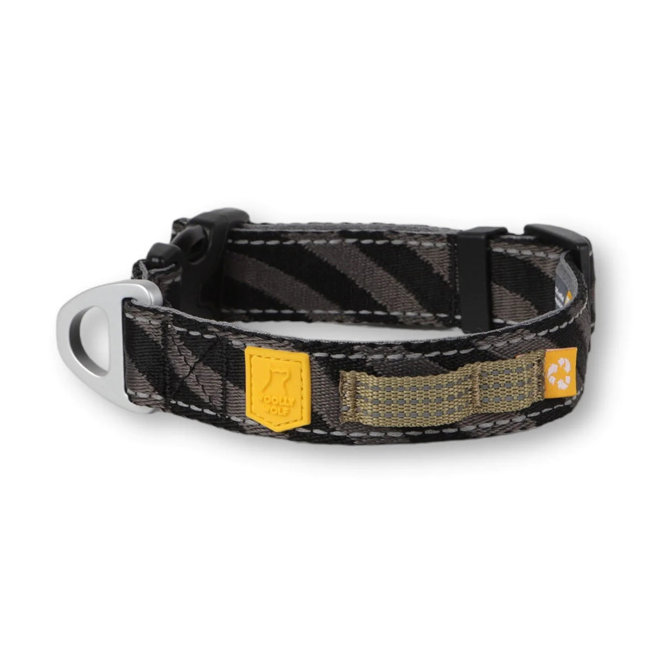 Woolly Wolf Roam Dog Collar